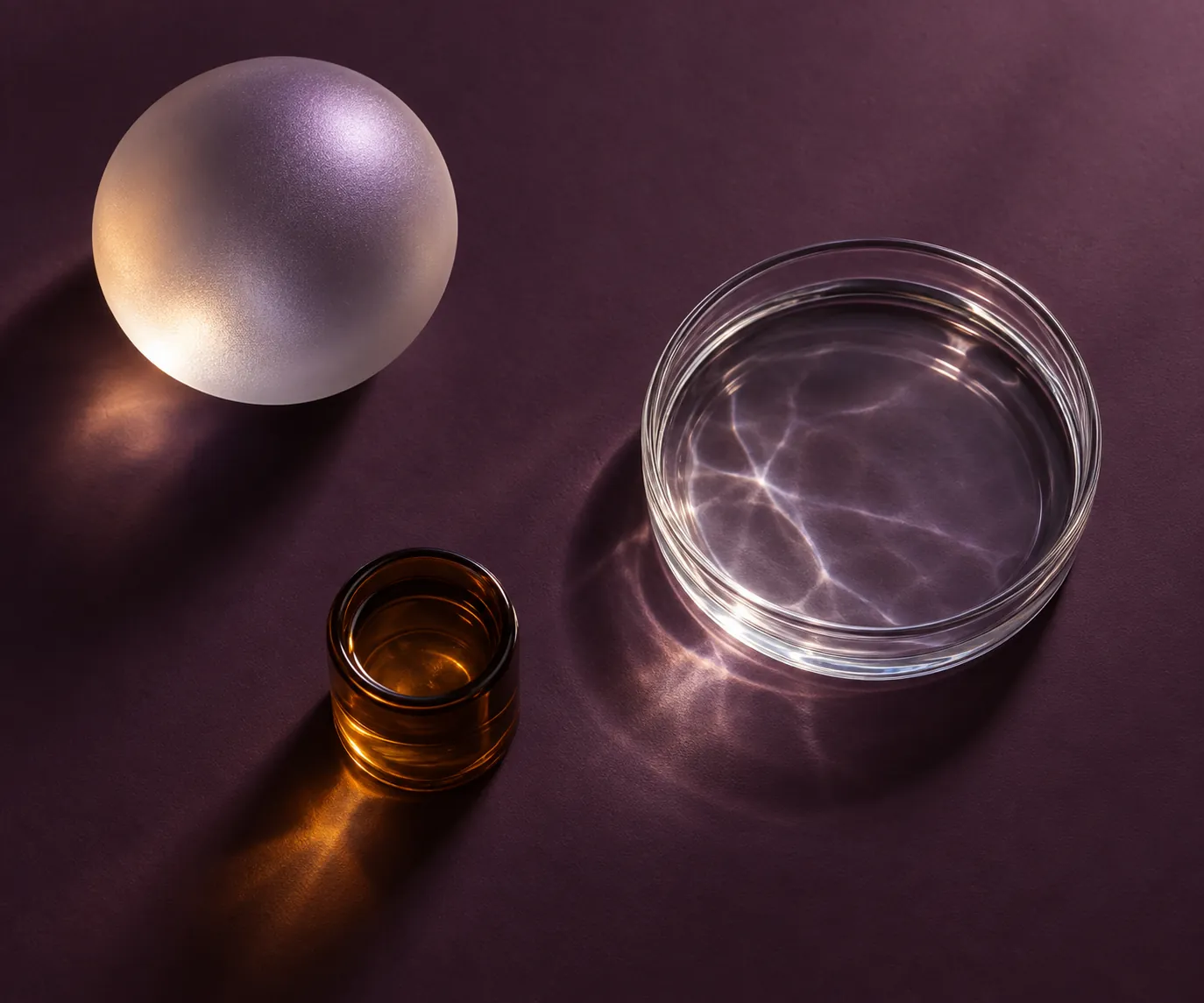 Abstract glass objects representing different testing contexts, not samples or mescreen™ equipment